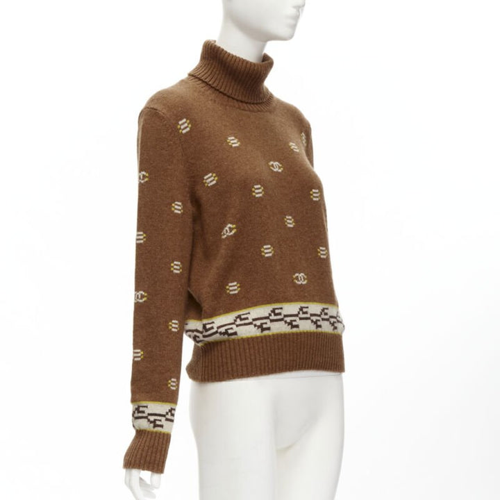 CHANEL 95% cashmere brown yellow CC logo intarsia turtleneck sweater FR42 XL