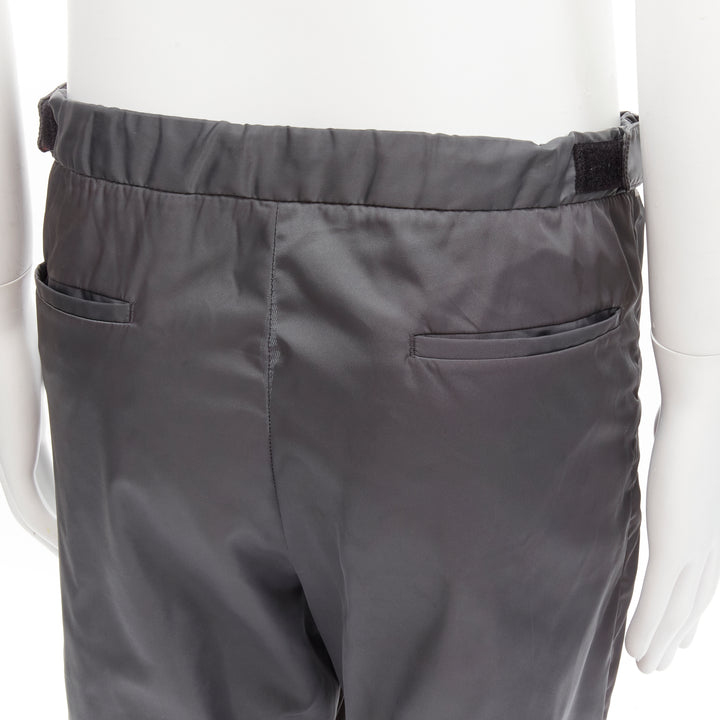 PRADA 2018 logo rubber tab grey gabardine nylon technical jogger pants IT46 S