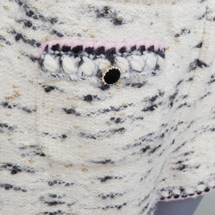 CHANEL 21A Runway cream cashmere wool tweed trim boucle knit shorts FR40 L