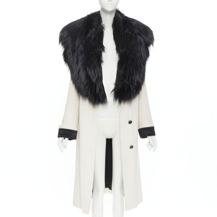 TOM FORD white wool crepe black fox fur collar quilted belted robe coat IT40 S