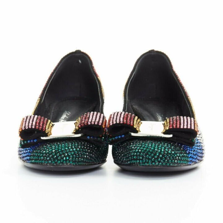 SALVATORE FERRAGAMO Vara rainbow crystal strass bow chunky kitten pump EU34