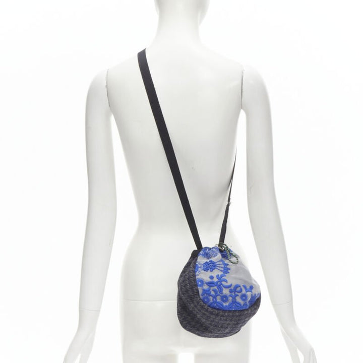SACAI Transformable mixed fabric wool drawstring bucket crossbody tote bag