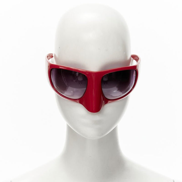 rare BERNARD WILLHELM LINDA FARROW PW003 red mould nose masked sunglasses