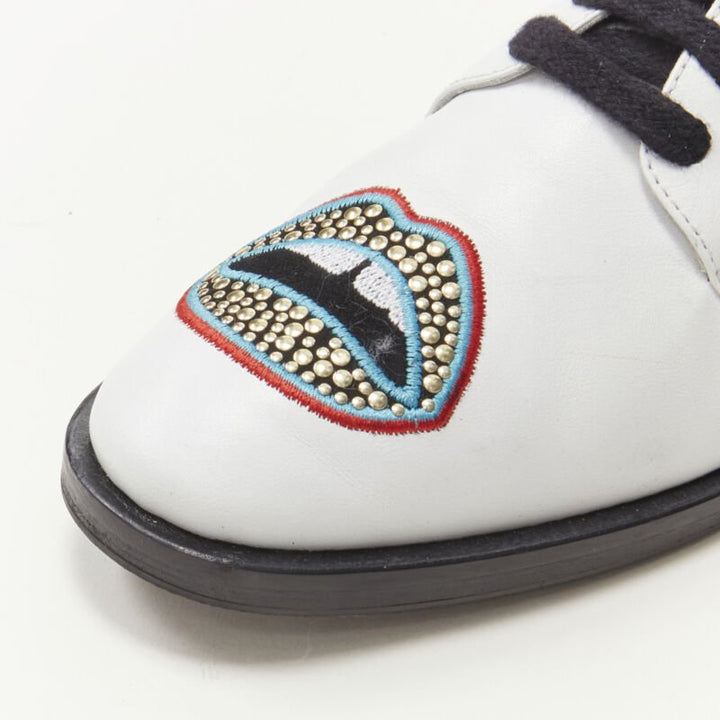 MARKUS LUPFER Signature studded embroidered lips white leather brogue EU36