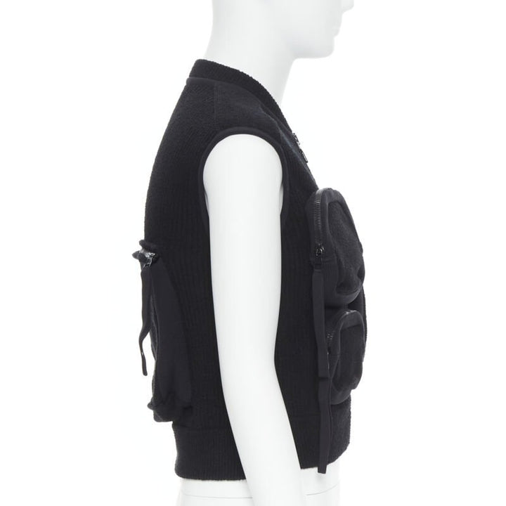 Runway LOUS VUITTON Virgil Abloh Multi 3D Pocket utility pocket ribbed vest M