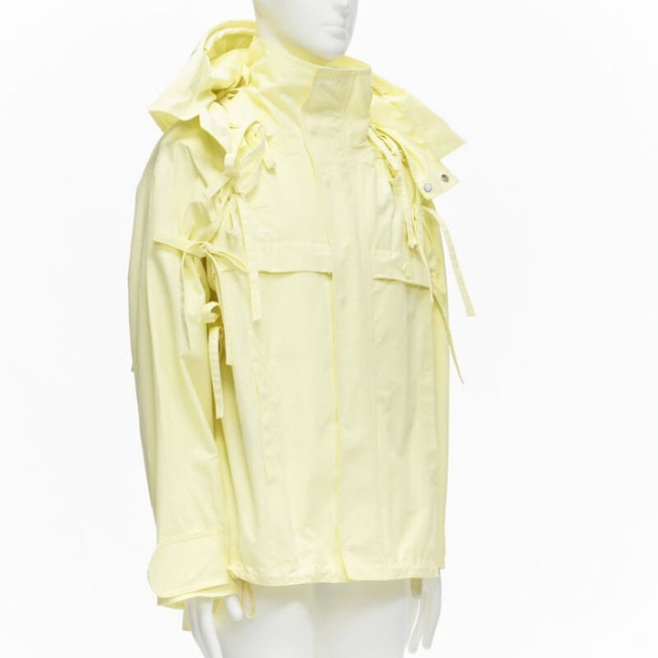 rare LOUIS VUITTON 2020 Runway yellow detachable tie sleeves parka jacket FR46 S