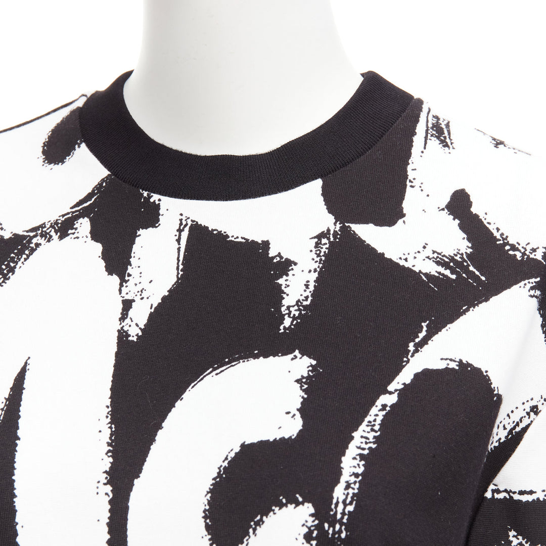 ALEXANDER MCQUEEN 2021 black white cotton graffiti brush boxy top IT36 XXS