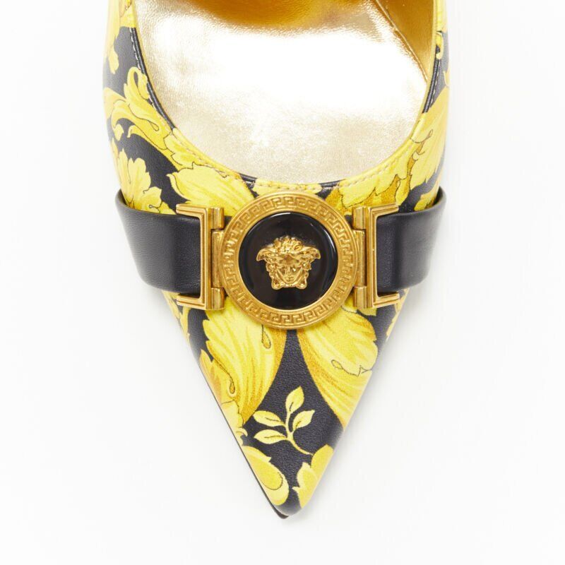 VERSACE 1992 Tribute Baroque Hibiscus barocco Medusa leather pump EU36.5