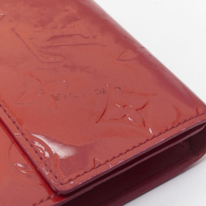 LOUIS VUITTON Vernis red patent LV logo emboss flap continental wallet