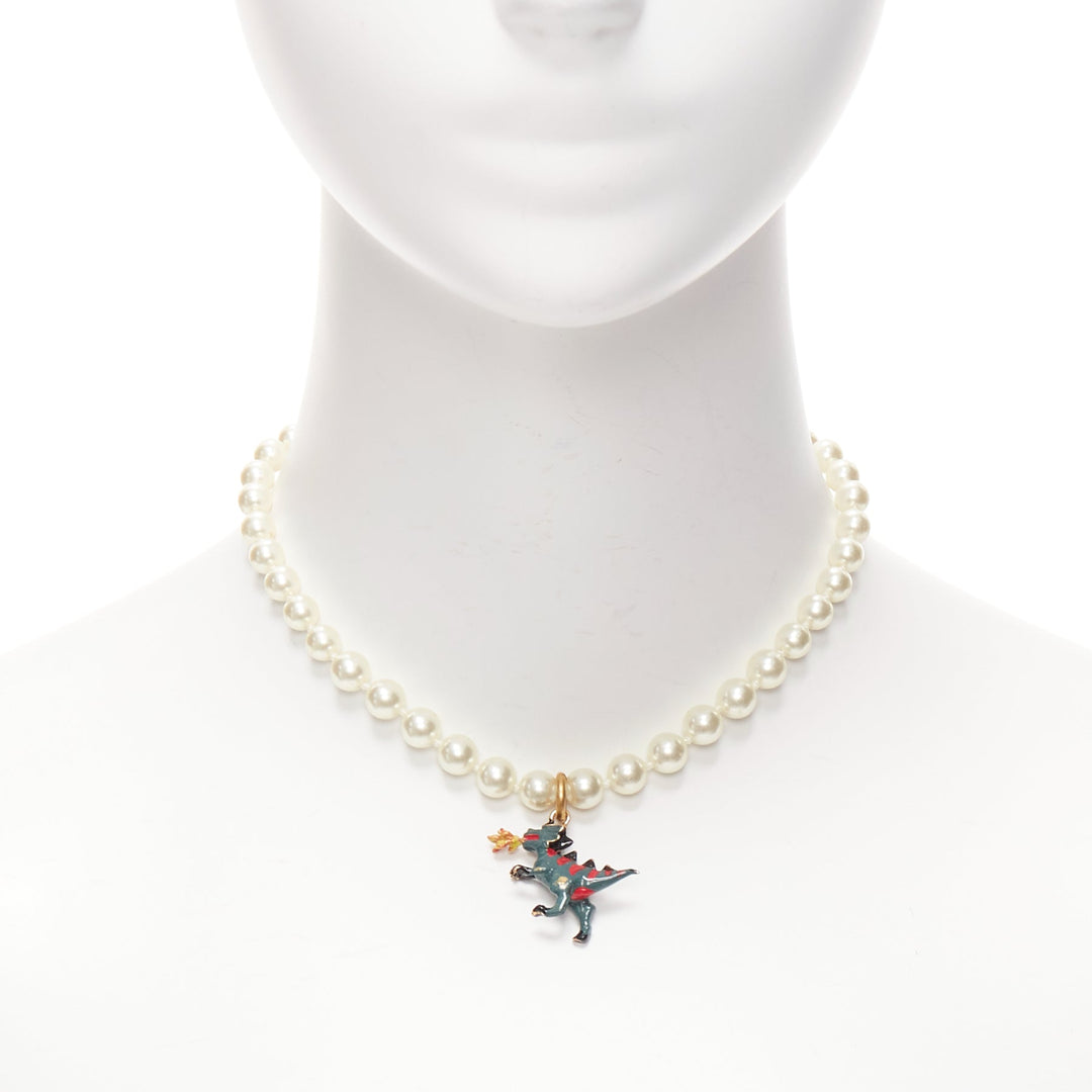 rare DIOR CD logo green fire dinosaur dragon pendant pearl choker necklace