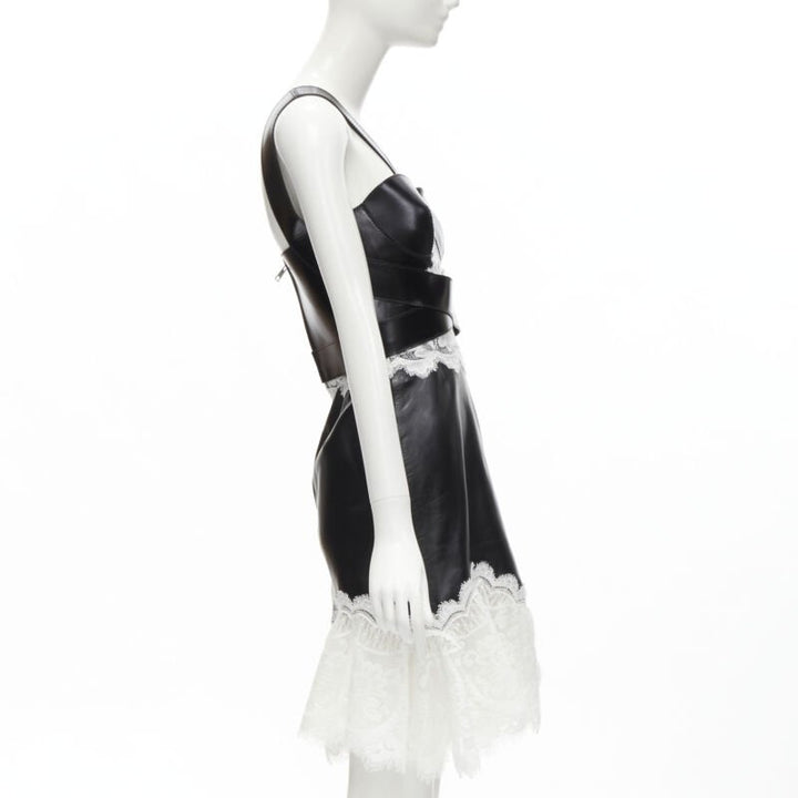 ALEXANDER MCQUEEN 2020 Runway black leather bustier white lace dress IT38 S