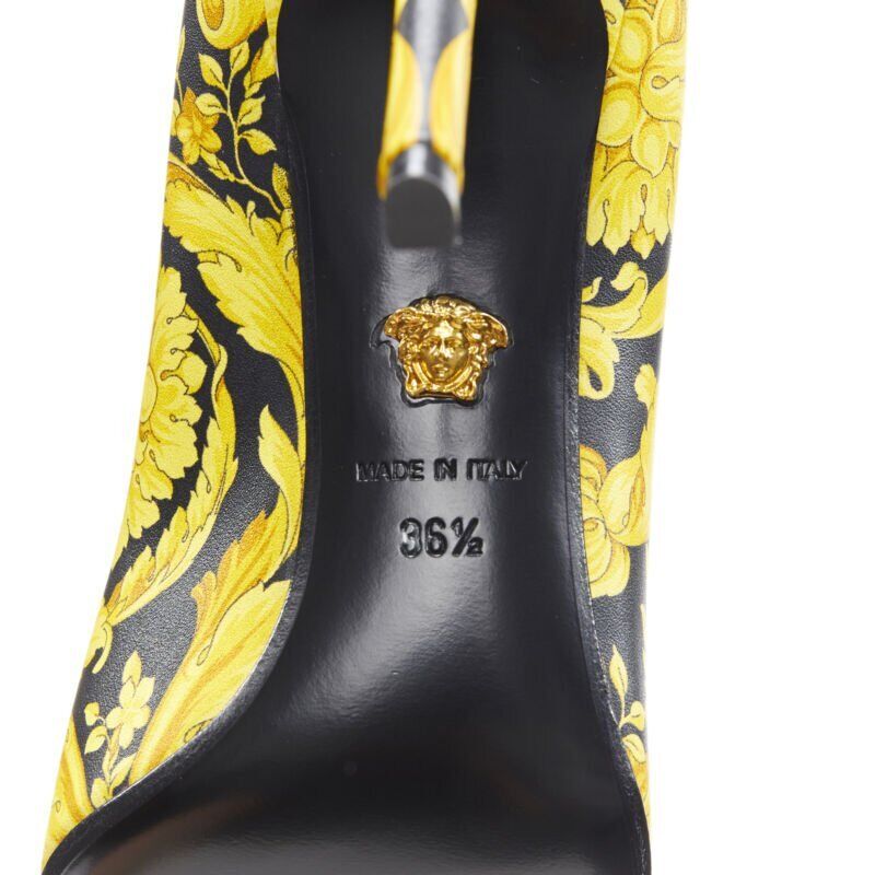 VERSACE 1992 Tribute Baroque Hibiscus barocco Medusa leather pump EU36.5