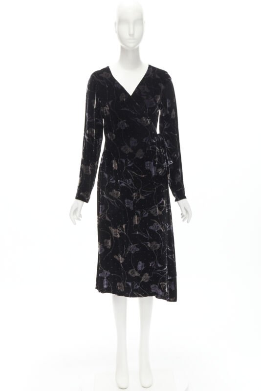 DIANE VON FUSTENBERG black floral print velvet wrap dress robe XS
