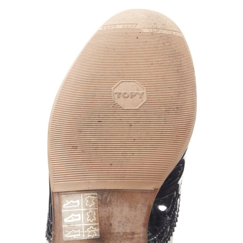 CHURCH'S Burwood black patent white perforated leather brogue EU36