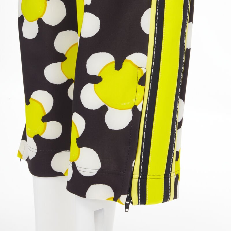 MARC JACOBS Daisy black white yellow side trim wide leg track pants US0 XS