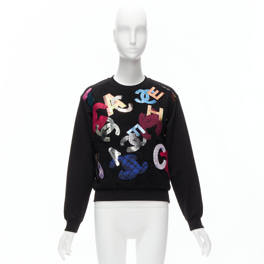 CHANEL 2022 Runway metallic CC logo graphic black tweed crew sweater FR34 XS