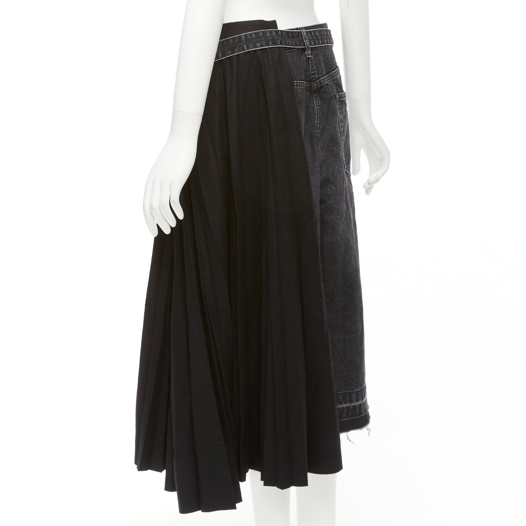 SACAI 2020 black cotton wool nylon denim pleats deconstruction shorts JP3 L