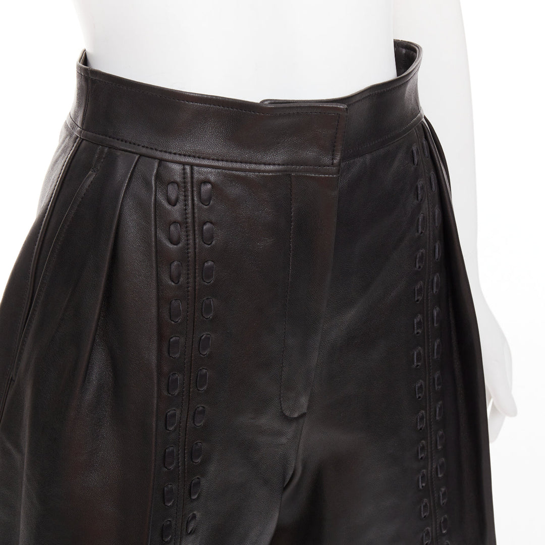 ALEXANDER MCQUEEN Sarah Burton 2021 black leather overstitch mini shorts IT38 XS