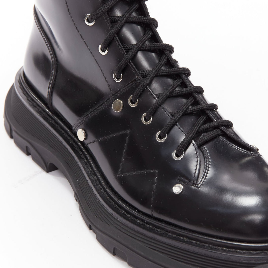 ALEXANDER MCQUEEN Tread black leather lace up combat knee high boot EU39