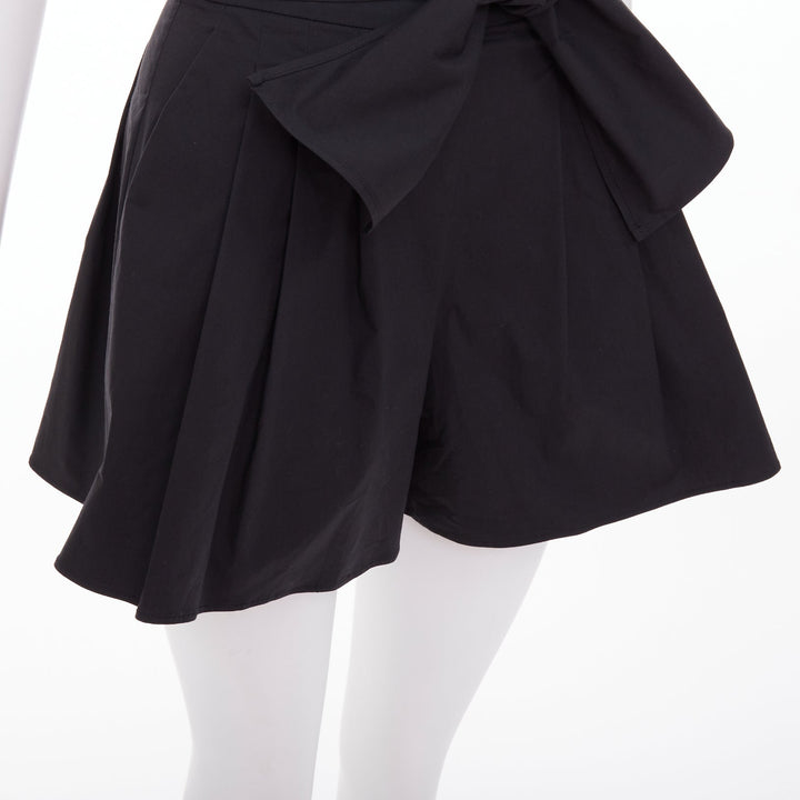 MOSCHINO Boutique black cotton blend bow tie waist pleated shorts IT38 XS