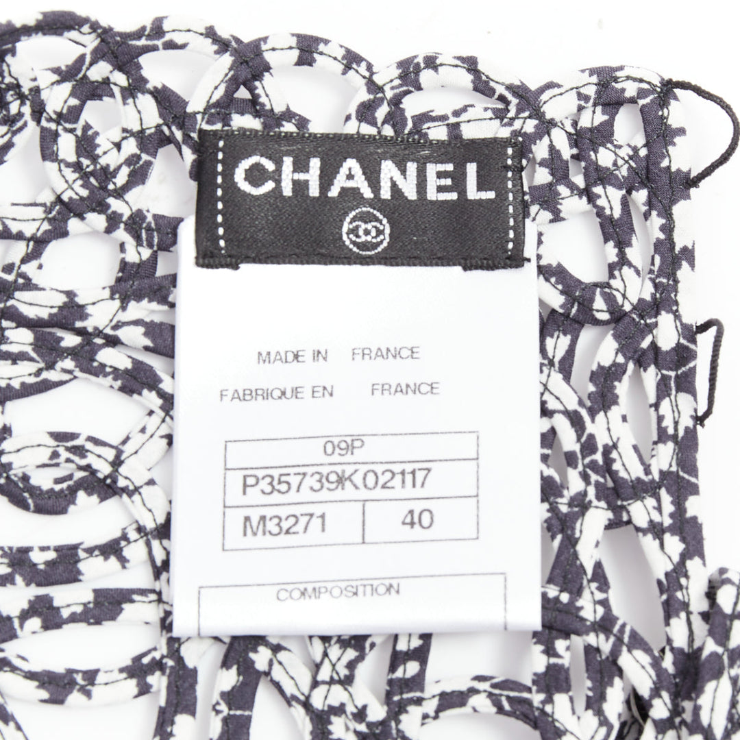 CHANEL 09P black white abstract print squiggle lattice sleeveless vest top FR40