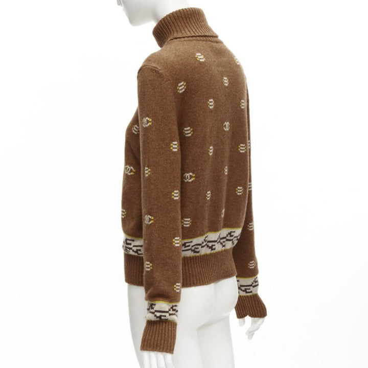 CHANEL 95% cashmere brown yellow CC logo intarsia turtleneck sweater FR42 XL
