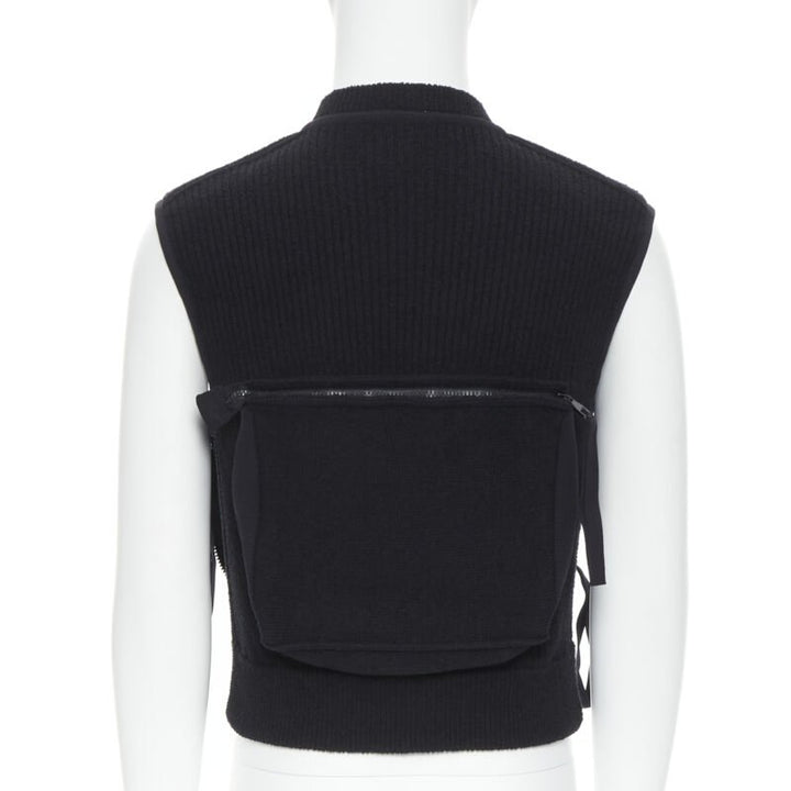 Runway LOUS VUITTON Virgil Abloh Multi 3D Pocket utility pocket ribbed vest M