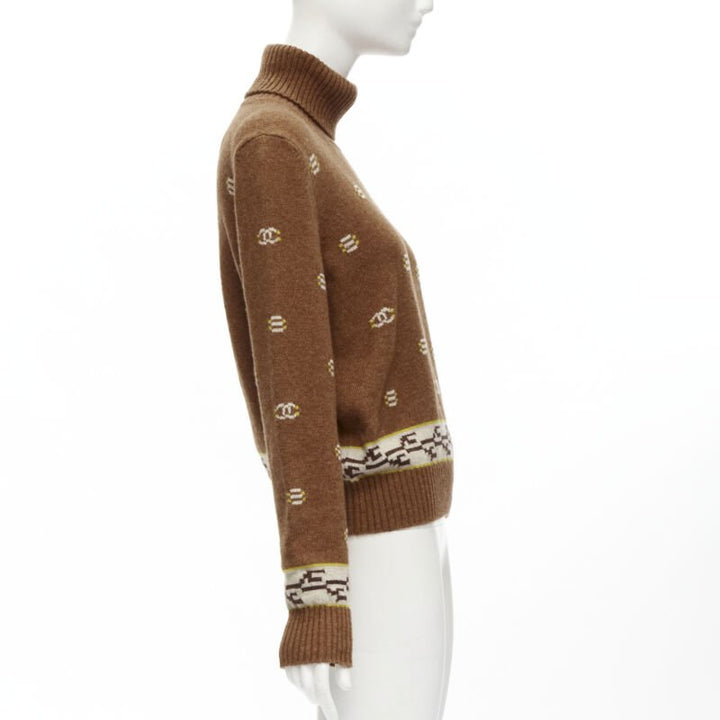 CHANEL 95% cashmere brown yellow CC logo intarsia turtleneck sweater FR42 XL
