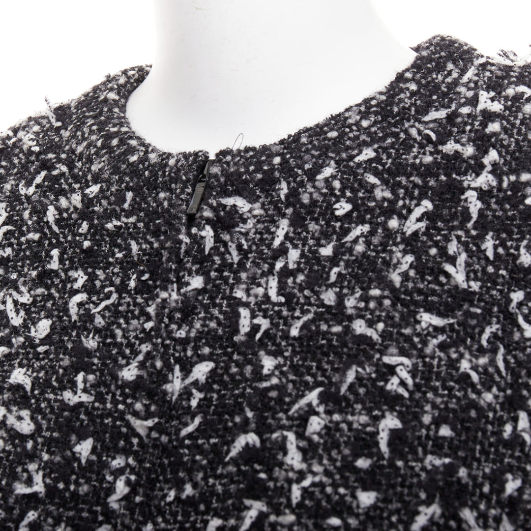 CHANEL 2019 speckle black white tweed collarless CC buttons jacket FR34 XS