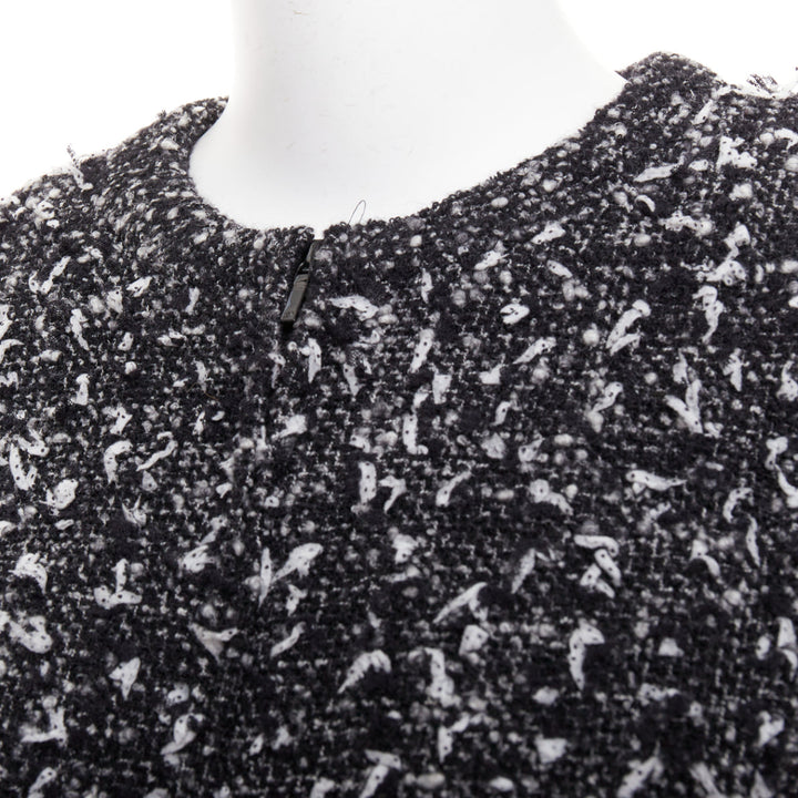CHANEL 2019 speckle black white tweed collarless CC buttons jacket FR34 XS