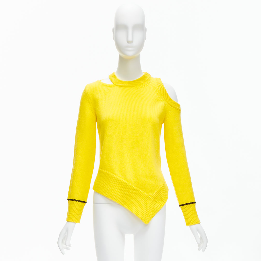 ALEXANDER MCQUEEN 2022 yellow wool blend asymmetric cold shoulder sweater S
