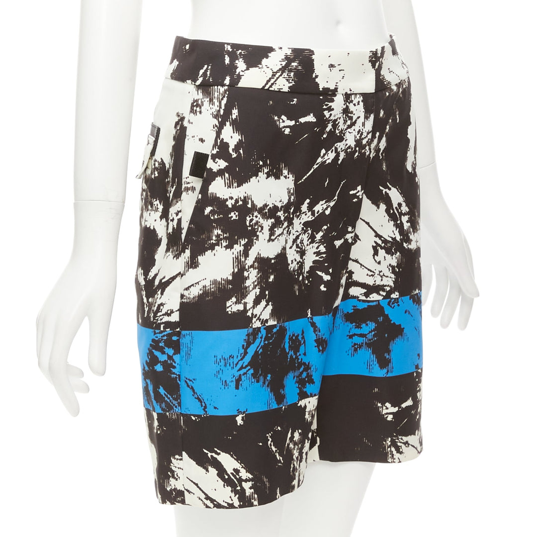 ALEXANDER WANG Runway  blue black white geometric Bermuda shorts US0 XS