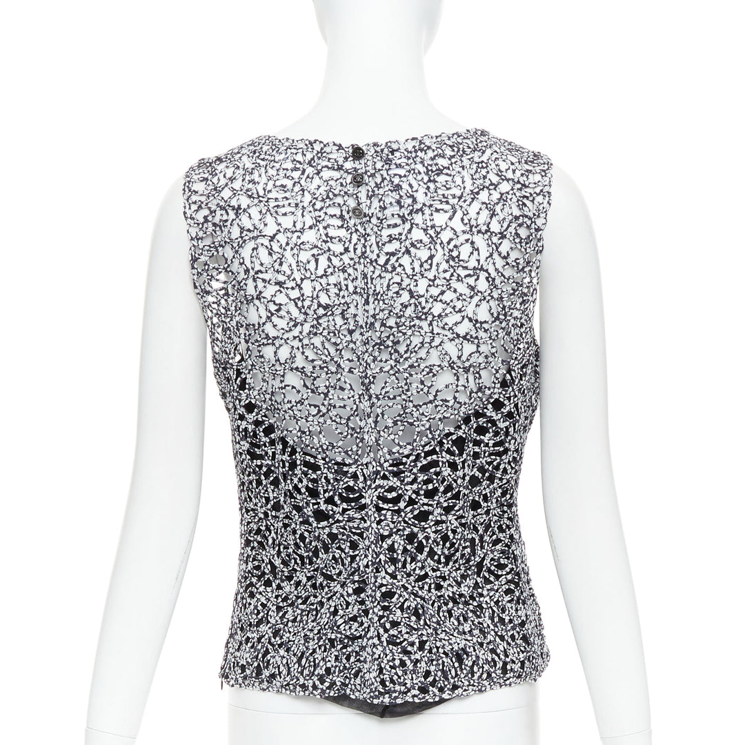 CHANEL 09P black white abstract print squiggle lattice sleeveless vest top FR40