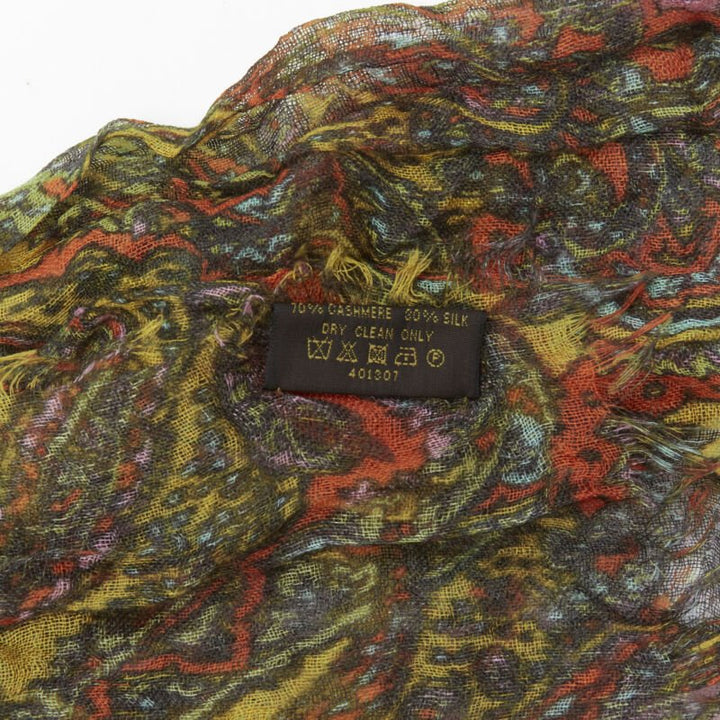 LOUIS VUITTON 2009 70% cashmere 30% silk yellow paisley scarf