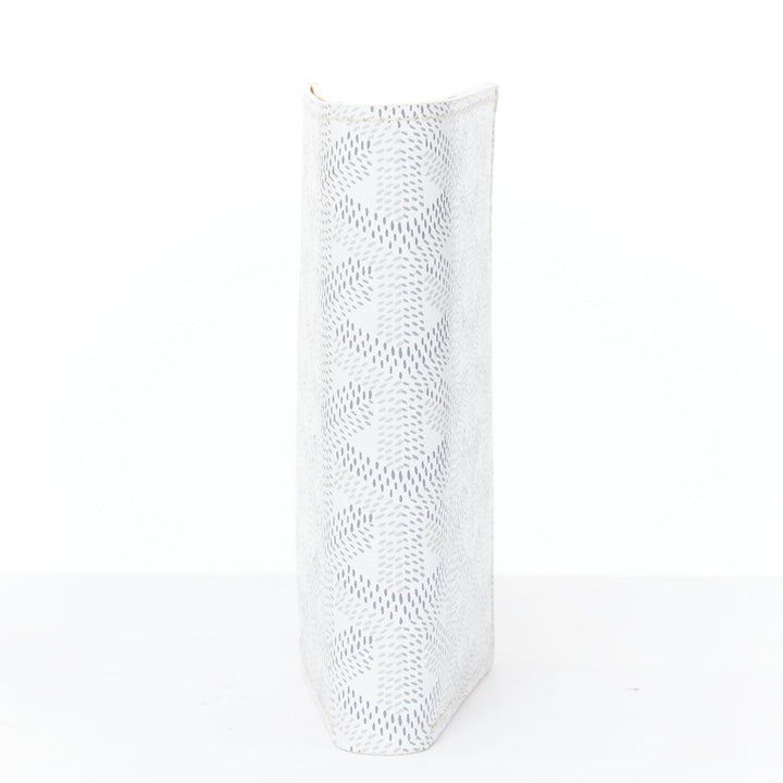 GOYARD Goyardine Saint-Pierre 2 grey white monogram bifold wallet