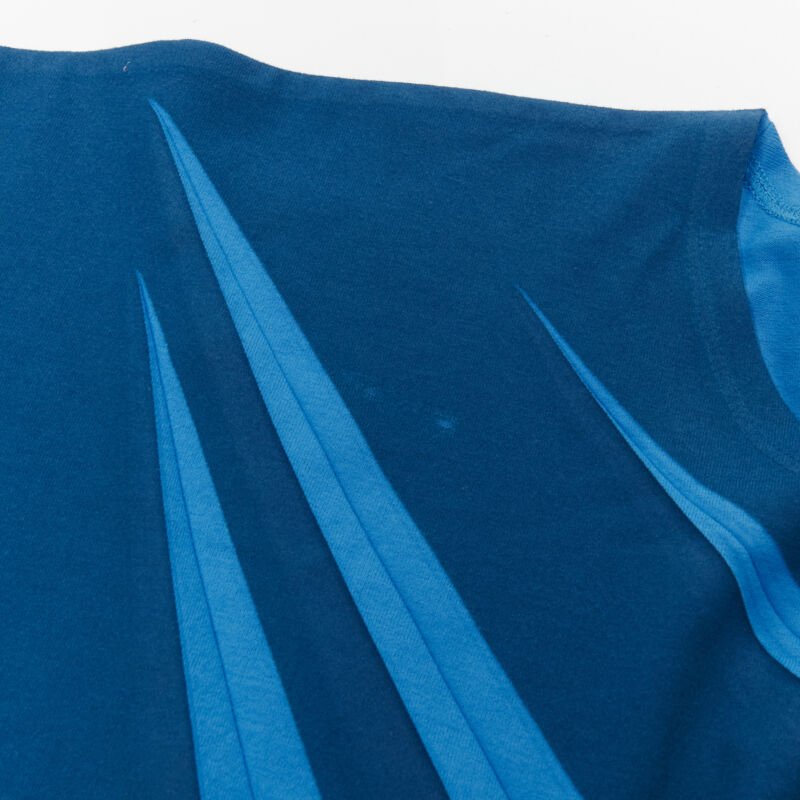 ISSEY MIYAKE MEN blue bonded pleat graphic print tshirt M