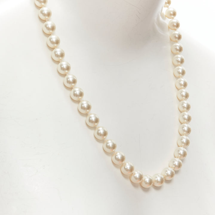 FURLA white faux pearl silver tone chain classy short necklace ring set