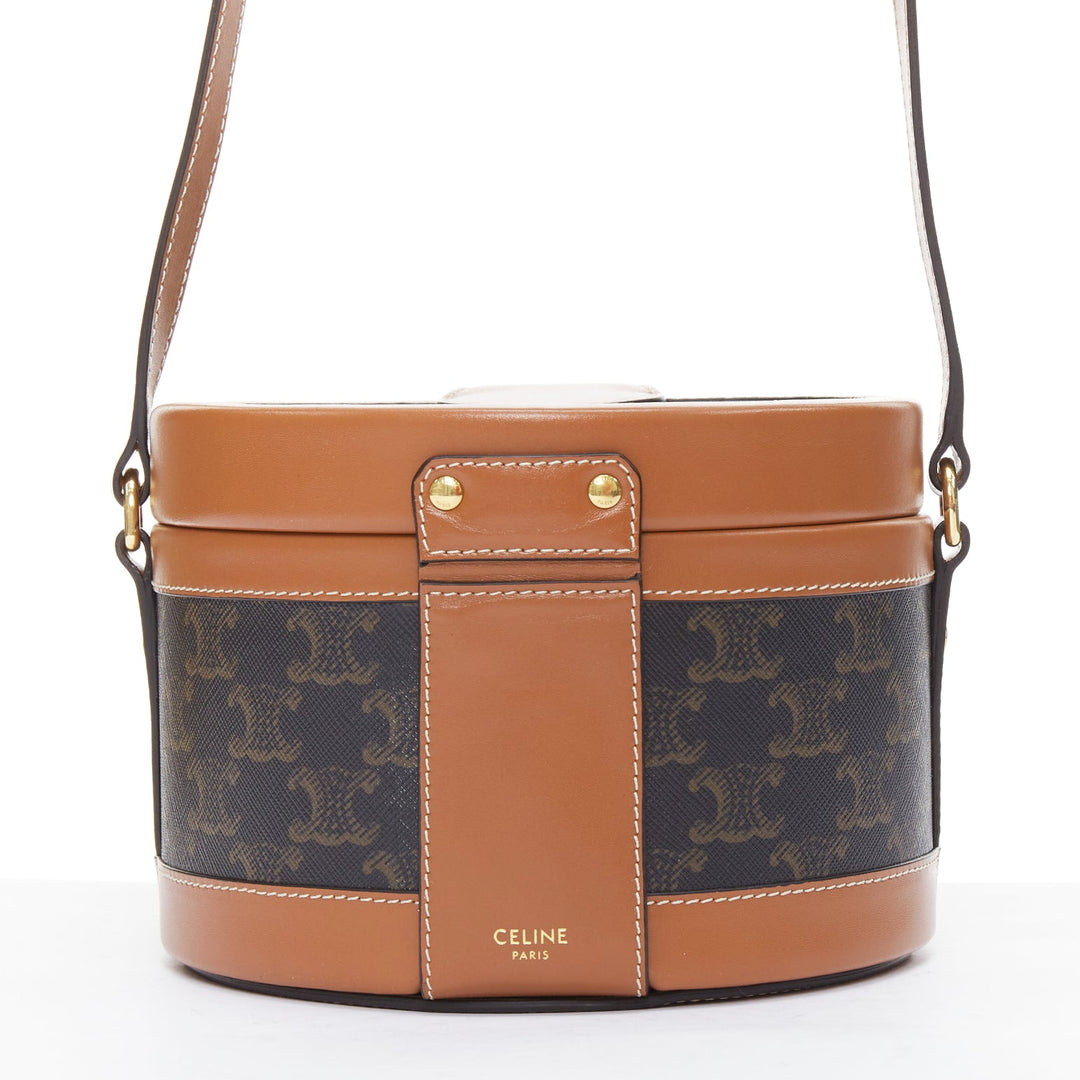 CELINE 2021 Tambour brown Triomphe crossbody circe bag Blackpink Lisa