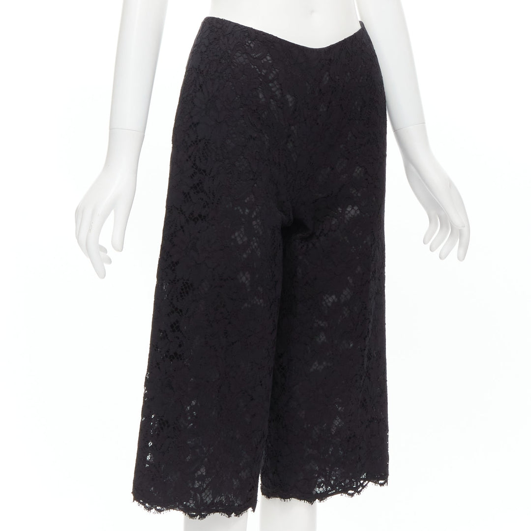 VALENTINO black floral lace knee length culotte shorts IT38 XS