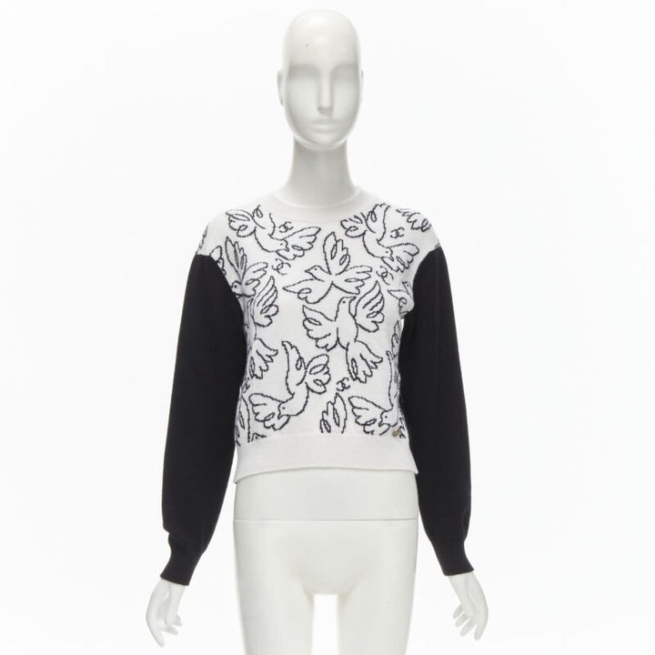 CHANEL 22C cashmere black white Dove bird CC pullover sweater FR34 XS