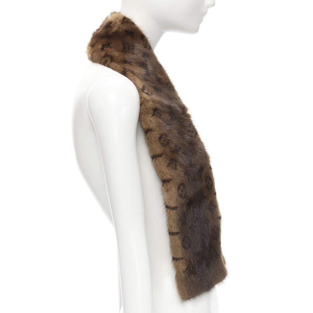 LOUIS VUITTON 100% Vison Mink fur brown monogram print shawl scarf