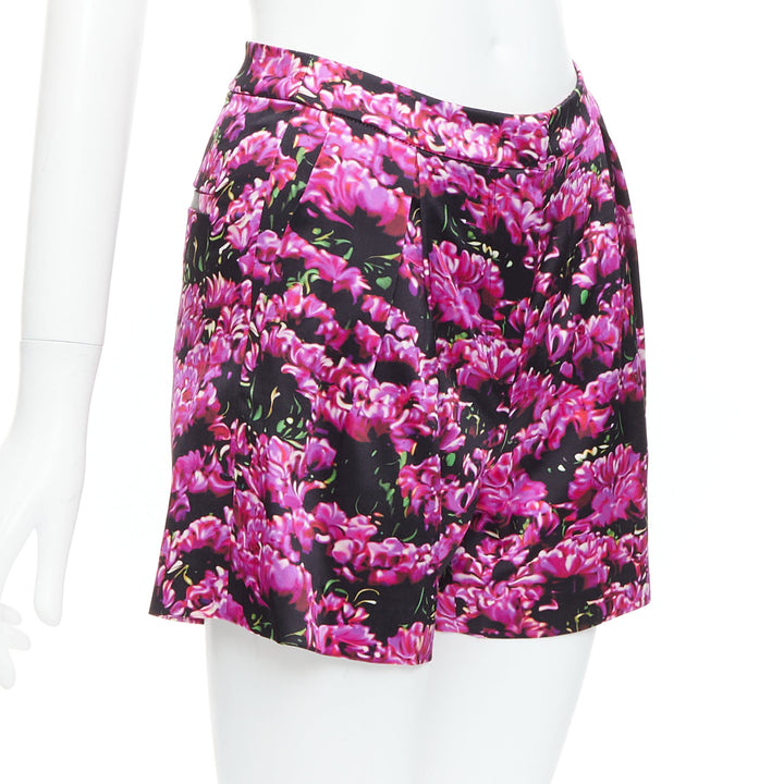 MARY KATRANTZOU 100% silk photographic floral print high waisted shorts UK6 XS