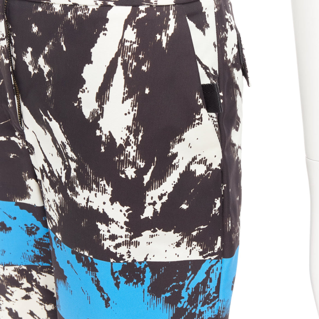 ALEXANDER WANG Runway  blue black white geometric Bermuda shorts US0 XS