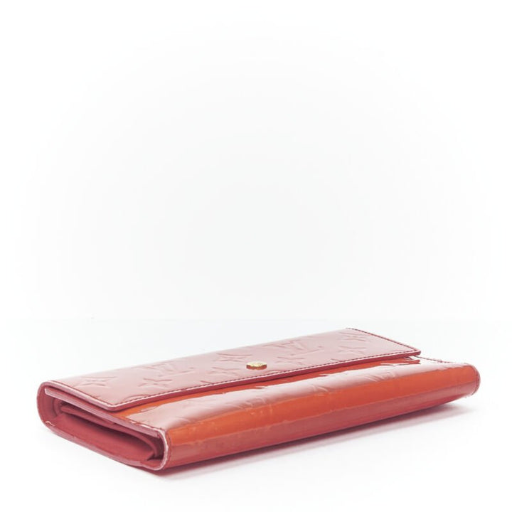 LOUIS VUITTON Vernis red patent LV logo emboss flap continental wallet