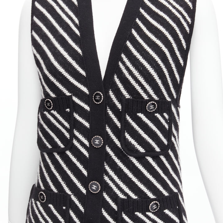 CHANEL 100% cashmere black white graphic stripes 4 pocket vest jacket FR34 XS