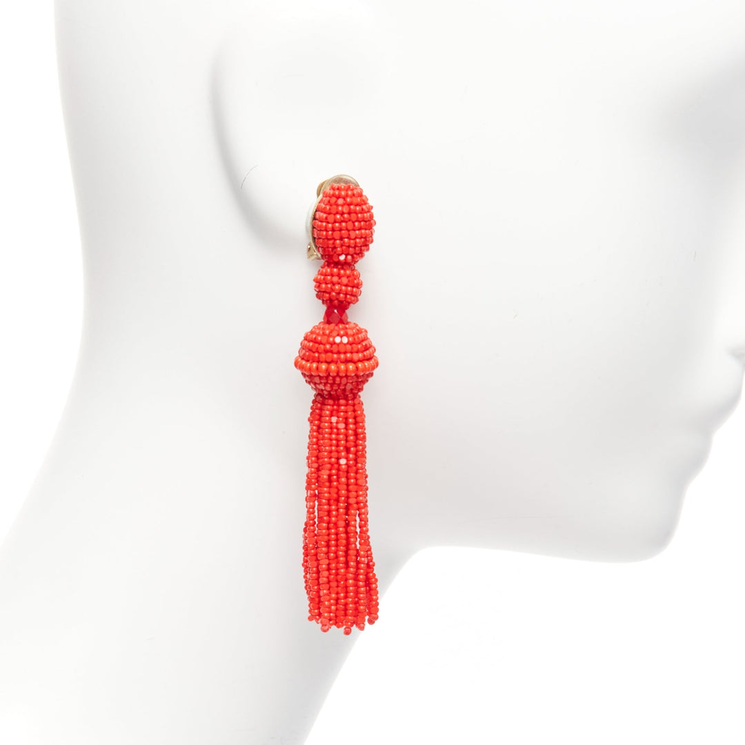 OSCAR DE LA RENTA red beaded tassel dangling chandelier clip on earrings pair