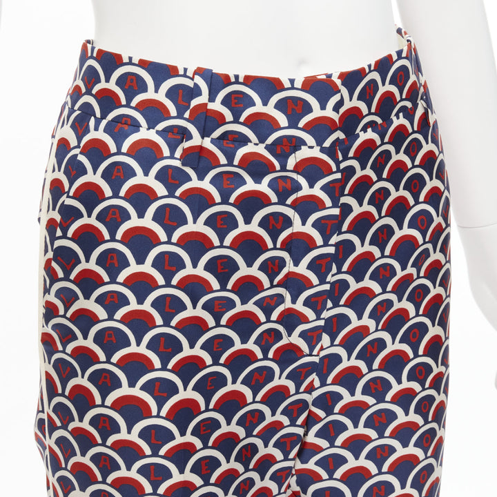 VALENTINO 100% silk  scallop print logo print navy red flared pants IT36 XXS