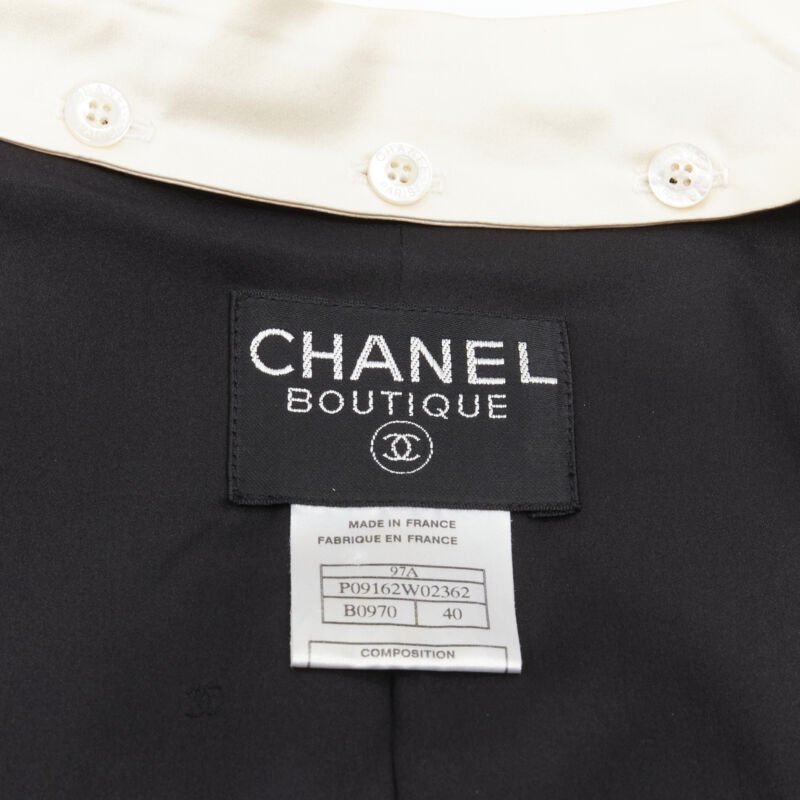 CHANEL 97A Vintage black wool CC pearl buttons panelled 4-pocket jacket FR40 M