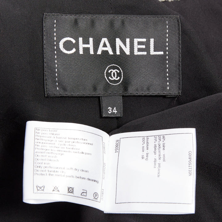 CHANEL 2019 speckle black white tweed collarless CC buttons jacket FR34 XS