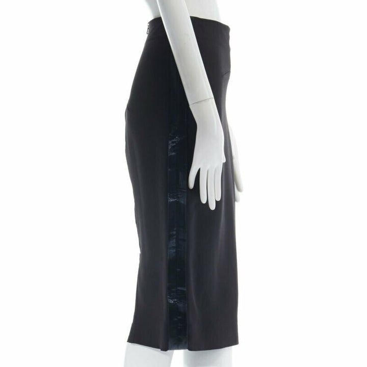 VICTORIA BECKHAM black silk wool lacquared fabric trimmed side pencil skirt 25"